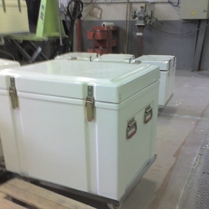 Constructeurs de  petits conteneurs 